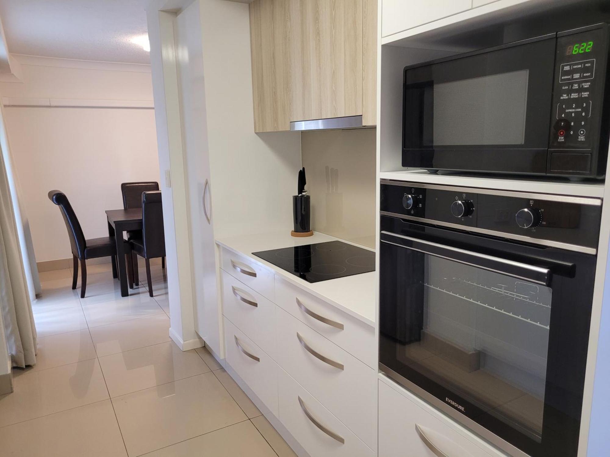 Surfers Chalet Gold Coast Room photo